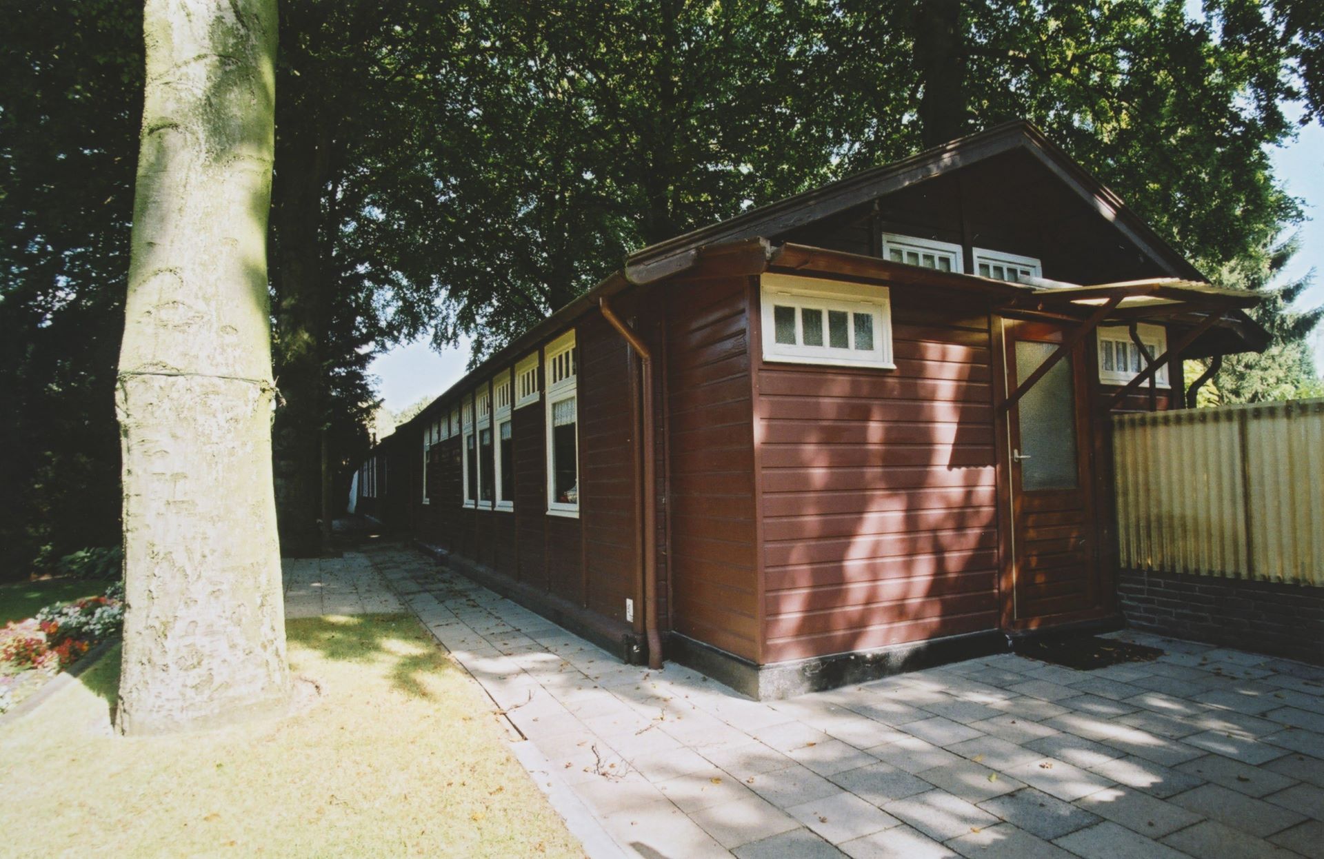 ziekenbarakken ede