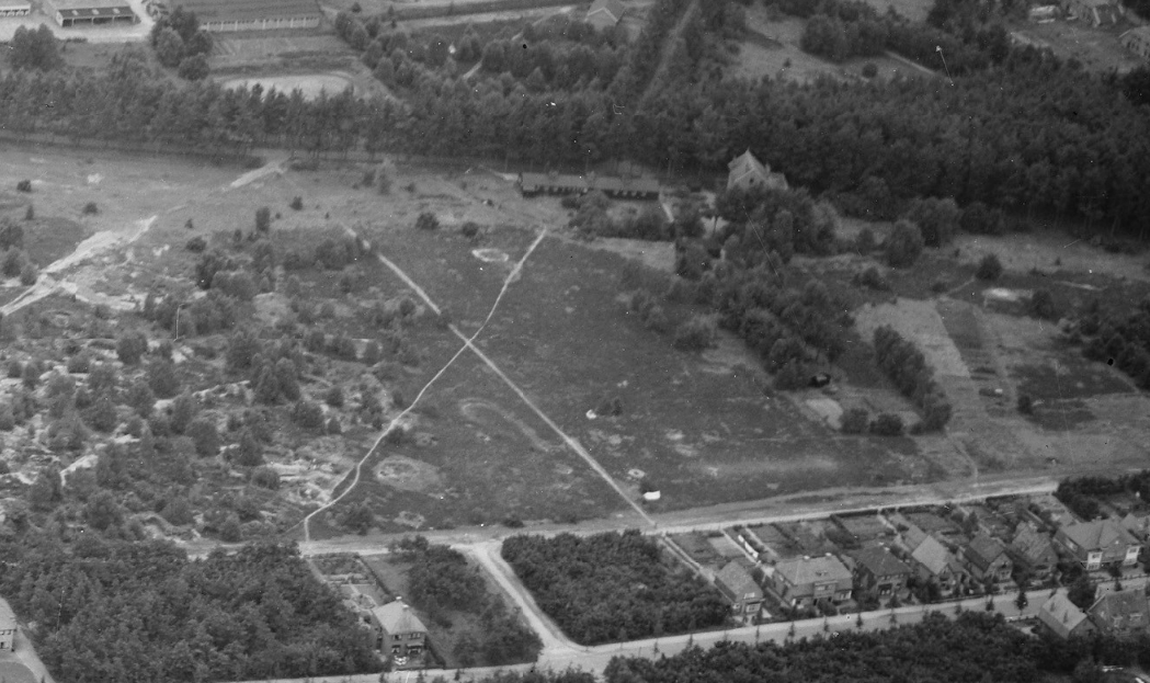 Een deel van het terrein in 1920-1940. Bron: Nederlands Instituut voor Militaire Historie