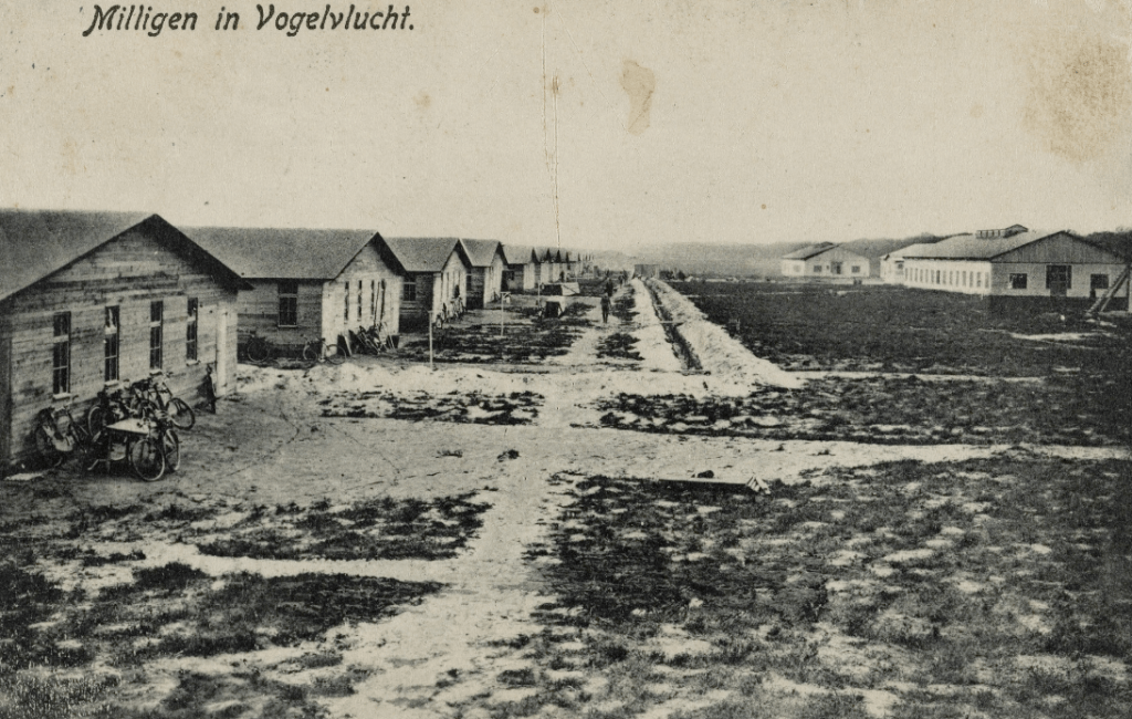 Houten barakken in kamp Milligen in 1900. Bron: Nederlands Instituut voor Militaire Historie, 2155_013741