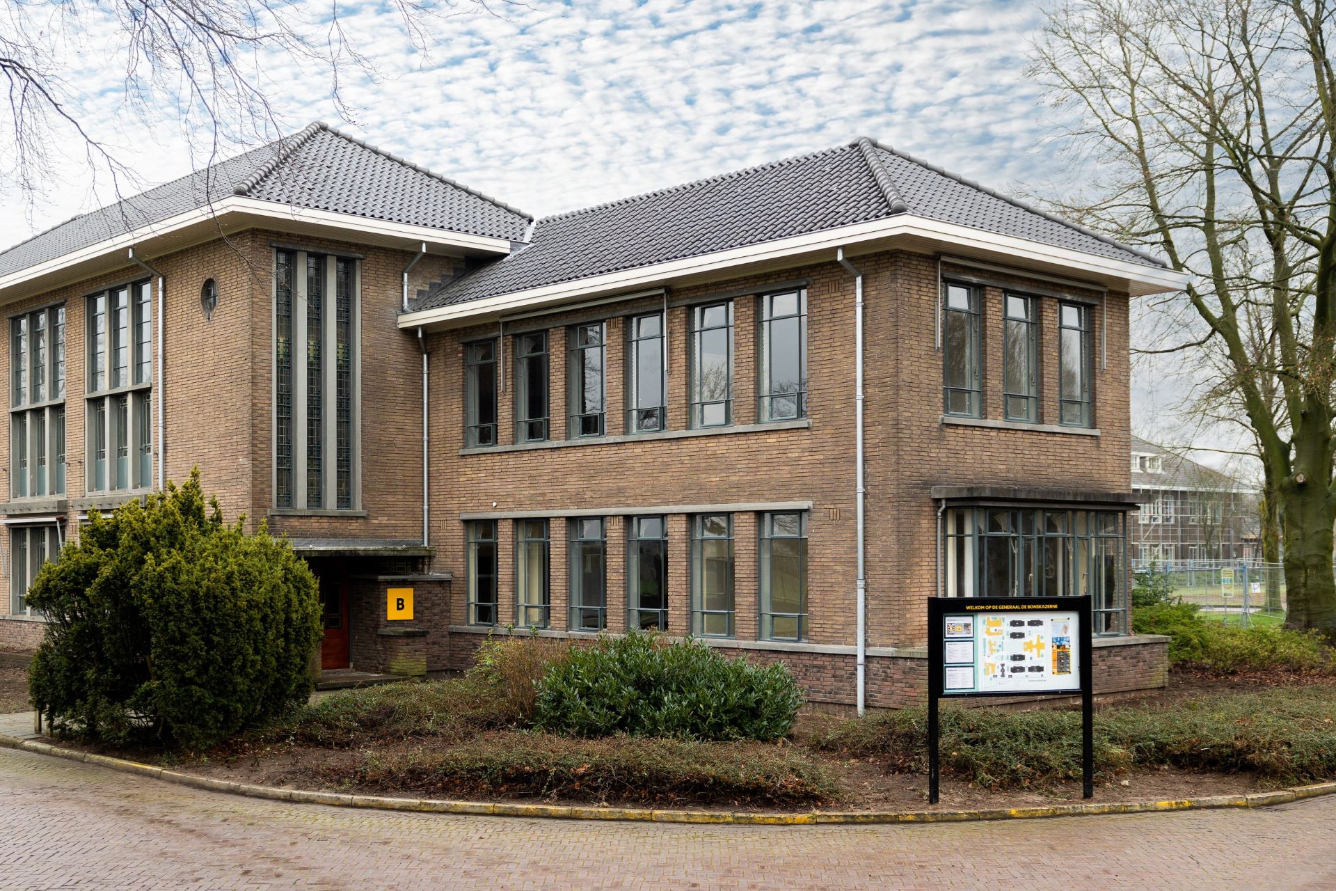 Grave Bonskazerne